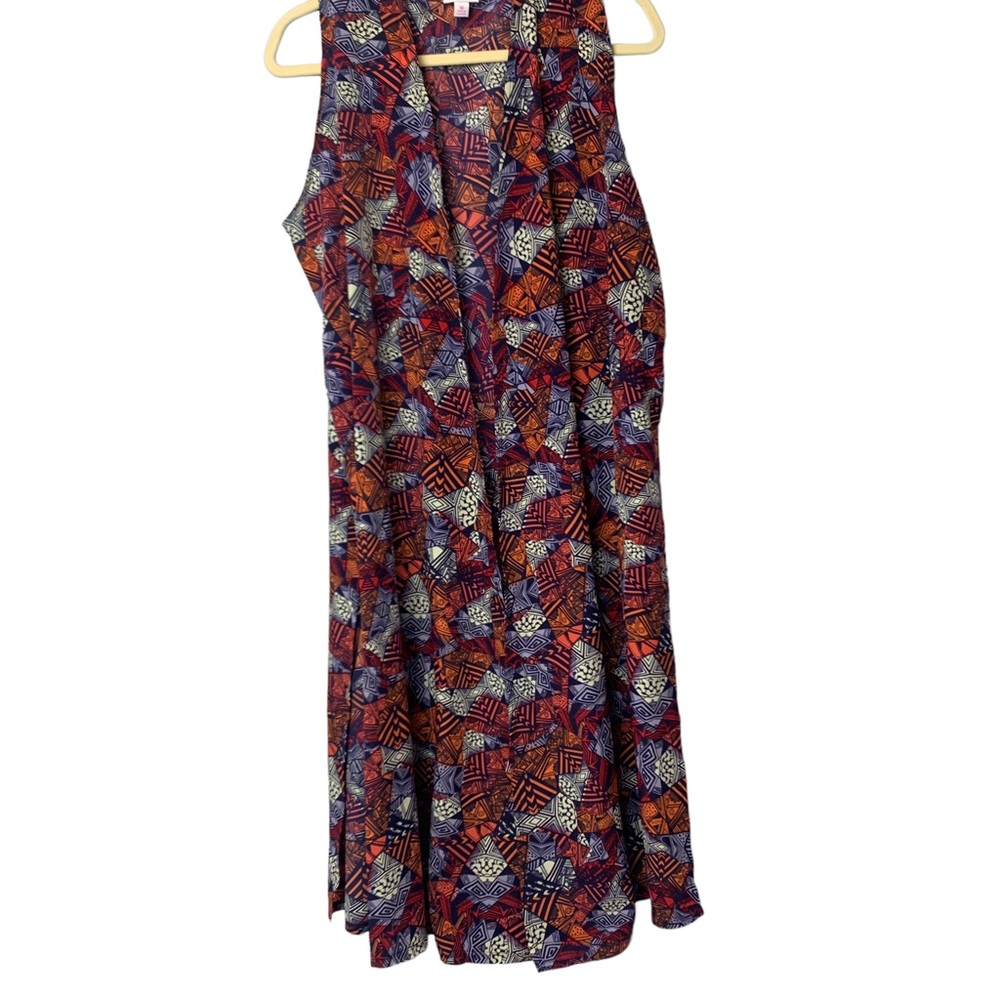 NWT Lularoe Joy Womens Medium Long Sleeveless Geometric Vest w/Side Slits